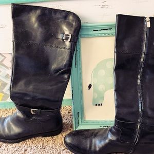 Beautiful ENZO boots